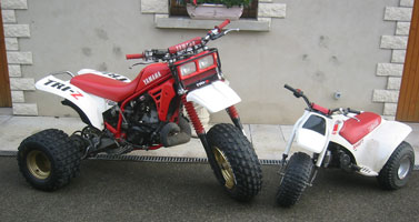 les deux Yamaha